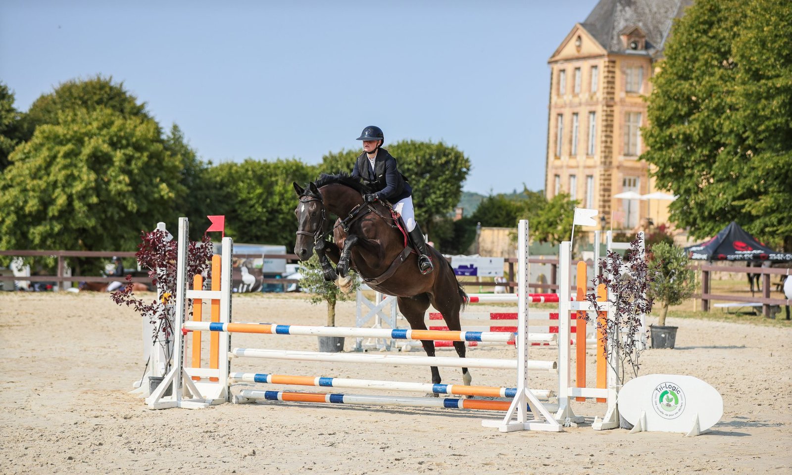 Léa en concours à Saint-Sauveur-en-Puisaye